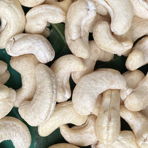 Noix de cajou de haute qualité WW180, WW240, WW320, LP, noix de cajou brutes, acheteurs de noix de cajou, emballage personnalisé - Product Image 1