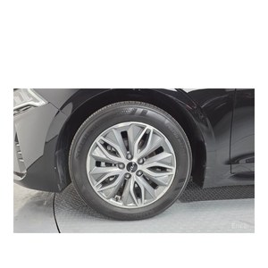 Kia K5 Noblesse 2023, 46 752 km, boîte automatique, sièges en cuir, caméra de recul, conduite à gauche - Product Image 5