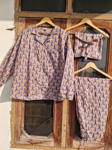 Conjunto de pijama de algodón con estampado floral para mujer, ropa de dormir, camisa de manga larga y pantalones, conjunto de descanso con bolsa. - Product Image 6