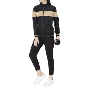 Best Design Women Casual Printed Tracksuit Solid Pattern Breathable 100% Cotton Winter Wear Women Zipper Tracksuit - Product Image 5