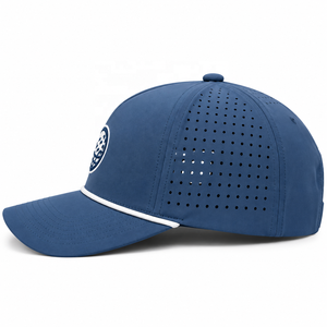 Casquette de golf de style urbain bleu premium avec perforations découpées au laser, logo brodé 3D personnalisé, fermeture à bouton réglable - Product Image 2
