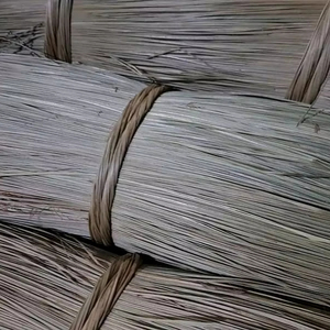 Fabricant vietnamien de fibres naturelles de jonc de mer séchées pour l'artisanat et le tissage, fournisseur en gros, exportateur - Product Image 2