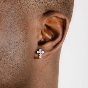 Pendientes de Cruz Pequeños Estilo Hip Hop con Incrustaciones de Moissanita VVS en Plata 925, Venta al por Mayor - Product Image 2