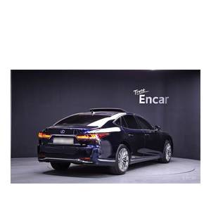 Lexus LS 3.5 Platinum AWD 2020 con Caja de Cambios Automática, Asientos de Cuero, Cámara Trasera - 57,107 km - Product Image 2