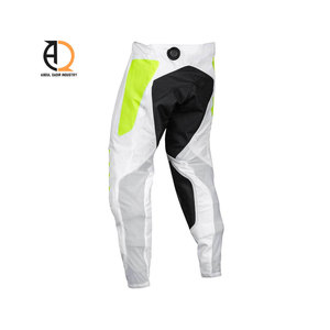 กางเกงมอเตอร์ไซค์สำหรับขี่ผจญภัยพร้อมอุปกรณ์ป้องกัน - Product Image 1