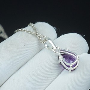 Colgante de Alexandrita con Corte Pera que Cambia de Color, Collar de Plata de Ley 925, Regalo Sorpresa para Mujer - Product Image 2