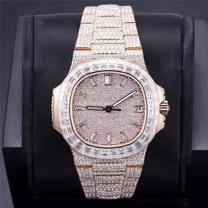 Montre-bracelet de luxe en or rose et diamants avec index baguette, lunette incrustée de pierres précieuses, bracelet étincelant, bijou élégant - Product Image 5