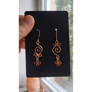 Modelo 32 Premium Hecho a Mano, Elegante Diseño de Cobre y Latón de Tendencia para Accesorios de Moda, Joyería de Cristal Duradera y Ecológica - Product Image 2