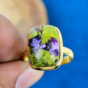 Pierre précieuse naturelle en sticktite violette, forme coussin, plaqué or 18 carats sur argent sterling 925 - Product Image 2