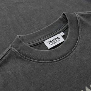 Camiseta de Felpa Francesa Gruesa para Hombre |   Camiseta de 220 GSM, 100% Algodón Peinado, Lavado Ácido, Estilo Vintage, Hombros Caídos, Corte Super Cuadrado, Estilo Hip Hop - Product Image 6