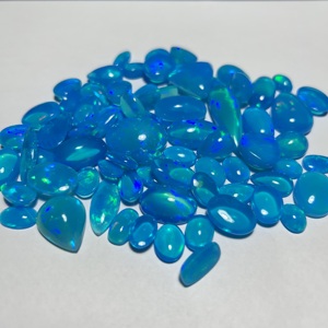 Ópalo Natural Genuino Azul Etíope Welo, Gema en Forma de Pera, Cabujón Suelto con Destellos Multicolor y Brillo Intenso - Product Image 2