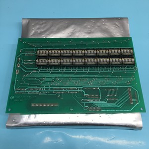 Carte de circuit imprimé d'affichage alphanumérique EATON 1500850 - Équipements et pièces semi-conducteurs d'origine fiables à l'échelle mondiale - Product Image 4