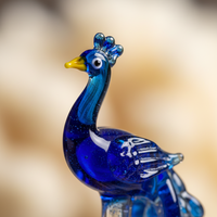Stylo en verre et cristal Tiny Glass World Peacock avec un design contemporain et une tendance mode pour la décoration et les accessoires de bureau