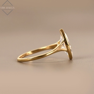 Bague solitaire en or jaune avec diamant taille marquise serti clos, bijoux de fiançailles et de mariage de luxe pour femme, fournisseur de cadeaux - Product Image 4