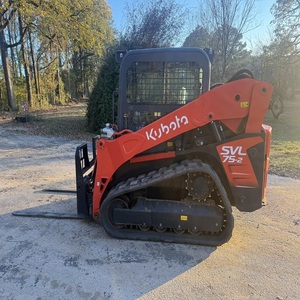 พร้อมทำงาน Kubota SVL75-2 รถตักตีนตะขาบขนาดเล็ก กำลังเครื่องยนต์ 74 แรงม้า พร้อมตีนตะขาบกว้าง 15 นิ้ว และบุ้งกี๋มาตรฐาน - Product Image 6