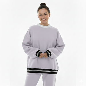 Sweat-shirt à col roulé oversize pour femme, gris, avec broderie de lettres Alaska, manches longues, en coton tricoté, collection automne 2026 – Top 10 - Product Image 3