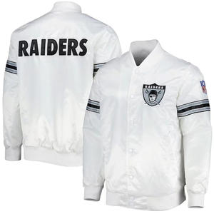 Veste universitaire en satin blanc personnalisée pour hommes, broderie de logo noir, veste bomber, uniforme de baseball, vêtements de sport en gros - Product Image 1