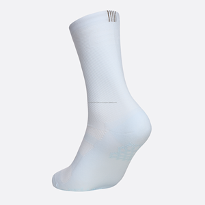 [HYVLE] Calcetines Antideslizantes WE-STIM Lightning (Azul Energía) para Crossfit, Ciclismo Indoor, Ejercicio, Gimnasio, Cómodos y Resistentes al Sudor - Product Image 2