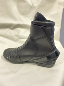 Bottes mi-hautes, bottes de motard, chaussures de course parfaites, chaussures en cuir imperméables - Product Image 3