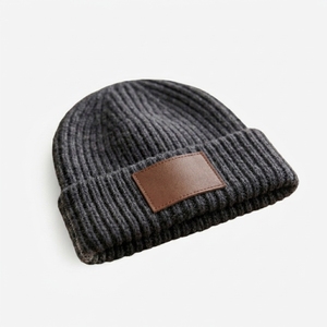 Gorro de Punto Personalizado OEM, Gorro de Invierno Premium con Borde, Suave, 100% Acrílico, Cálido, Informal, Unisex, con Bordado de Personajes - Product Image 3