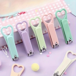 Coupe-ongles professionnels portables et durables de la série Rainbow pour femmes et hommes - Outil à ongles en acier inoxydable avec conception anti-éclaboussures - Product Image 3