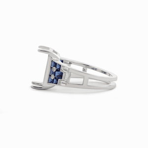 Bague en or véritable avec diamant de laboratoire personnalisé de 5 carats, inspirée du style vintage, taille émeraude, faite à la main, avec accents de saphir bleu royal, Art Déco - Product Image 3