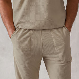Ensemble de survêtement beige pour homme, t-shirt à manches courtes et pantalon de jogging, vêtements de sport décontractés d'été, tenue de sport deux pièces - Product Image 4