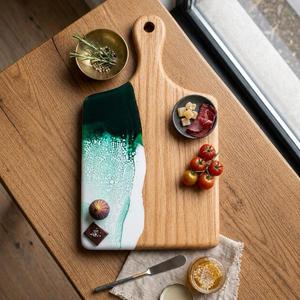 Tabla de Cortar Hecha a Mano de Madera Natural y Resina, Tabla de Cocina Premium para Verduras, Frutas y Carne - Product Image 5