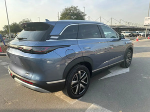 BYD SEALION 7 รุ่นสมรรถนะสูง ขับเคลื่อนสี่ล้อ พร้อมแบตเตอรี่ลิเธียม - Product Image 4