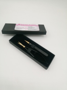 Pinzas para Cejas con Recubrimiento de Color, Acero Inoxidable, Logotipo Personalizado, Punta Puntiaguda, con Tijeras para Cejas en Caja de Cartón - Product Image 6