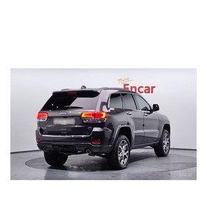 Jeep Cherokee Overland 2021/5 con Motor 3.6L, Caja de Cambios Automática, Cámara Trasera, Asientos de Cuero - 59,191 km - Product Image 2