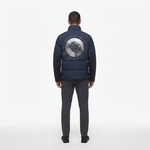 Blouson matelassé technique personnalisé OEM pour homme, imperméable, en nylon recyclé Ripstop, manteau d'hiver, streetwear urbain, articulé et ajusté - Product Image 2