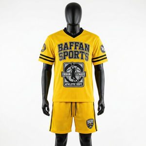 Ensemble short de basket-ball en mesh polyester respirant 160 GSM premium, jaune et noir, manches rayées, logo sur le côté, pour homme. - Product Image 3