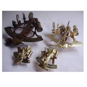 Réplique de Sextant Antique en Laiton – Instrument de Navigation Maritime Vintage pour Collectionneurs, Marins et Décoration Nautique - Product Image 4