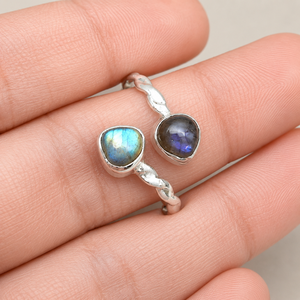 Anillo Ajustable Minimalista de Plata de Ley 925 con Incrustaciones de Labradorita Natural en Forma de Corazón de 6 mm, para Uso Diario Unisex - Product Image 1