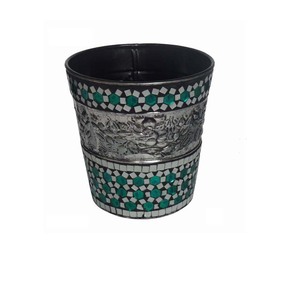 Florero de Aluminio Premium con Forma Refinada para Aplicaciones Decorativas Modernas en Interiores - Product Image 3