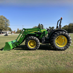 Tracteur agricole utilitaire 4x4 pour le transport agricole et les travaux sur le terrain - Product Image 3