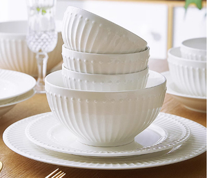 Service de table élégant couleur ivoire en porcelaine de qualité supérieure, assiettes de service élégantes, bols décoratifs, tasses à thé de luxe, plateau à soupe - Product Image 3