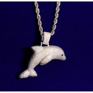 Colgante Hip Hop Personalizado de Animales Marinos para Hombre con Diamantes Moissanite Engastados a Mano y Plata 925 - Product Image 1