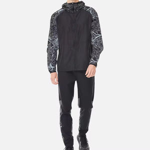 Ensemble de survêtement noir à capuche pour homme avec imprimé carte, veste à manches longues et pantalon, tenue sportive décontractée, coupe-vent en polyester à séchage rapide - Product Image 6