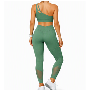 Conjunto de Yoga de 2 Piezas Verde para Mujer, Sujetador Deportivo con Tirantes Cruzados, Leggings de Cintura Alta con Panel de Malla, Transpirables y Sin Costuras - Product Image 2