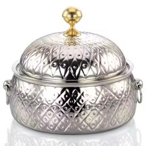 Casserole en métal de luxe à haute capacité de rétention de chaleur pour la cuisine et la salle à manger quotidiennes à la maison - Product Image 3