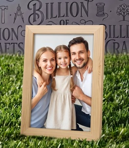 Marco de Fotos de Madera Personalizado con Placa Grabada, Marco de Exhibición Personalizado para el Hogar o Regalo - Product Image 3