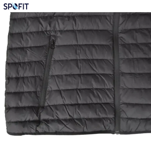 Chaqueta Acolchada con Capucha Unisex SPOFIT, Negra, Cierre de Cremallera, Resistente al Viento, Informal de Invierno, Corte Holgado, Largo Regular, Relleno de Poliéster - Product Image 3