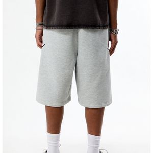 Pantalones Cortos Deportivos Personalizados con Estampado Gráfico Y2K para Hombre, de Felpa Gruesa, Estilo Hip Hop, Bermuda, Casuales, Grises, hasta la Rodilla - Product Image 3
