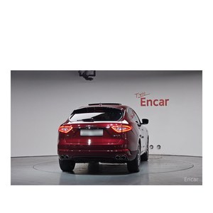 มาเซราติ เลวานเต้ ปี 2018/12 เครื่องยนต์ดีเซล 3.0 ขับเคลื่อนสี่ล้อ รุ่น GranLusso ระยะทาง 121,391 กม. เกียร์อัตโนมัติ พวงมาลัยซ้าย เบาะหนัง กล้องมองหลัง - Product Image 3