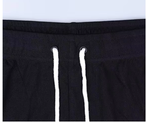 Shorts de sport noirs pour hommes avec logo frontal, taille à cordon de serrage, séchage rapide, respirants, en tissu polyester/coton, taille mi-haute, longueur courte - Product Image 2