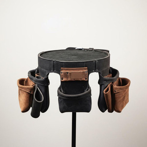 Cinturón de herramientas de cuero genuino con bolsillos resistentes, soporte para martillo, costuras reforzadas y correa ajustable para la cintura, en venta. - Product Image 1