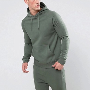 Vente en gros de survêtements de sport OEM et de survêtements personnalisés en molleton de coton pour hommes, survêtements unis. - Product Image 1