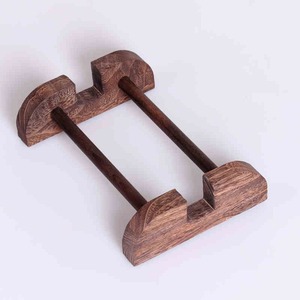 Soporte de Madera de Lujo con Múltiples Ranuras para Tablas de Cortar, Base Plana, Organizador Moderno para Encimeras de Cocina, Almacenamiento de Tablas de Cortar - Product Image 5